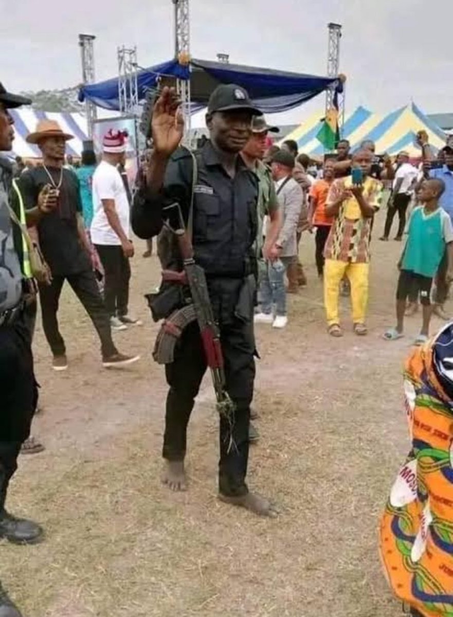 NaijaUGHistory's tweet photo. THE FALL OF 2BABA: How Nigeria’s Most Wanted Kingpin Finally Met His End (Reader Discretion is Advised)

Deep inside the unforgiving forests of Rivers State, criminals once believed they had built a territory where the law could never reach them.

Then Superintendent Bako Angbashim arrived.

As the Divisional Police Officer in Ahoada, Bako became known for an unusual and fearless approach to policing. He was reportedly willing to pursue criminals deep into the forest, sometimes moving barefoot through the thick vegetation where others were afraid to go.

And one of his biggest targets was the Icelanders confraternity and its feared leader, Gift David Okpara, popularly known as 2Baba.

For years, 2Baba and his network had allegedly exercised enormous influence across parts of the community. Businesses and residents were reportedly subjected to illegal levies and heavy fines, while those who resisted could face brutal consequences.

But Bako refused to accept that criminals should control the territory.

He took the fight directly to them.

The forests surrounding Ahoada became the scene of an intense cat-and-mouse battle between the police and 2Baba’s network.

Then, on September 8, 2023, everything changed.

Realizing that security forces were closing in, 2Baba’s men reportedly sent a message suggesting they were tired of the fighting and were ready to surrender their weapons in exchange for amnesty.

To Bako, this appeared to be the breakthrough he had been pursuing for months.

He moved toward Odomute community in Ahoada West, accompanied by only a small number of armed operatives.

But the surrender was reportedly a trap.

What followed was a violent ambush.

Bako and his men fought back, but eventually, their ammunition ran out.

His operatives reportedly urged him to retreat and save himself.

Then disaster struck.

One of Bako’s feet was reportedly pierced by an unidentified sharp object, leaving him unable to move quickly.

His men were forced to withdraw.

Bako was left behind.

According to accounts surrounding the incident, the attackers surrounded him, dragged him deeper into the forest, and killed him.

The horror did not end there.

The attackers reportedly filmed the aftermath and circulated the footage online, apparently intending to send a message that they could strike even a senior police officer with impunity.

Bako’s body was also reportedly taken away, making recovery extremely difficult.

But that act of defiance triggered one of the biggest manhunts Rivers State had seen.

The Rivers State Government declared 2Baba wanted, dead or alive, and announced a ₦100 million bounty for information leading to his capture.

Police, military, and intelligence agencies intensified their operations against his network.

But 2Baba’s organization did not simply disappear.

According to security accounts, the gang allegedly targeted people they suspected of providing information to authorities, killing several individuals in an attempt to protect their network.

Still, the pressure kept building.

On November 28, 2023, Rivers State Commissioner of Police CP Olatunji Disu established a specialized joint tactical and intelligence team to track down 2Baba.

The breakthrough came quickly.

Just one day later, a female associate of 2Baba was arrested.

Her interrogation reportedly provided investigators with important information about the movements and hideouts of the wanted kingpin.

By December 3, investigators had discovered that 2Baba was using a canoe to travel toward a nearby community.

Security operatives established a surveillance operation that lasted for roughly two weeks.

But 2Baba suddenly stopped making the expected trips, narrowly escaping the developing dragnet.

Then came another breakthrough.

On December 6, security forces captured Babington Joseph, reportedly identified as one of 2Baba’s key executioners.

Joseph attempted to escape but was shot and later died from his injuries.