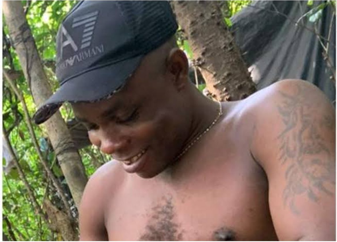 NaijaUGHistory's tweet photo. THE FALL OF 2BABA: How Nigeria’s Most Wanted Kingpin Finally Met His End (Reader Discretion is Advised)

Deep inside the unforgiving forests of Rivers State, criminals once believed they had built a territory where the law could never reach them.

Then Superintendent Bako Angbashim arrived.

As the Divisional Police Officer in Ahoada, Bako became known for an unusual and fearless approach to policing. He was reportedly willing to pursue criminals deep into the forest, sometimes moving barefoot through the thick vegetation where others were afraid to go.

And one of his biggest targets was the Icelanders confraternity and its feared leader, Gift David Okpara, popularly known as 2Baba.

For years, 2Baba and his network had allegedly exercised enormous influence across parts of the community. Businesses and residents were reportedly subjected to illegal levies and heavy fines, while those who resisted could face brutal consequences.

But Bako refused to accept that criminals should control the territory.

He took the fight directly to them.

The forests surrounding Ahoada became the scene of an intense cat-and-mouse battle between the police and 2Baba’s network.

Then, on September 8, 2023, everything changed.

Realizing that security forces were closing in, 2Baba’s men reportedly sent a message suggesting they were tired of the fighting and were ready to surrender their weapons in exchange for amnesty.

To Bako, this appeared to be the breakthrough he had been pursuing for months.

He moved toward Odomute community in Ahoada West, accompanied by only a small number of armed operatives.

But the surrender was reportedly a trap.

What followed was a violent ambush.

Bako and his men fought back, but eventually, their ammunition ran out.

His operatives reportedly urged him to retreat and save himself.

Then disaster struck.

One of Bako’s feet was reportedly pierced by an unidentified sharp object, leaving him unable to move quickly.

His men were forced to withdraw.

Bako was left behind.

According to accounts surrounding the incident, the attackers surrounded him, dragged him deeper into the forest, and killed him.

The horror did not end there.

The attackers reportedly filmed the aftermath and circulated the footage online, apparently intending to send a message that they could strike even a senior police officer with impunity.

Bako’s body was also reportedly taken away, making recovery extremely difficult.

But that act of defiance triggered one of the biggest manhunts Rivers State had seen.

The Rivers State Government declared 2Baba wanted, dead or alive, and announced a ₦100 million bounty for information leading to his capture.

Police, military, and intelligence agencies intensified their operations against his network.

But 2Baba’s organization did not simply disappear.

According to security accounts, the gang allegedly targeted people they suspected of providing information to authorities, killing several individuals in an attempt to protect their network.

Still, the pressure kept building.

On November 28, 2023, Rivers State Commissioner of Police CP Olatunji Disu established a specialized joint tactical and intelligence team to track down 2Baba.

The breakthrough came quickly.

Just one day later, a female associate of 2Baba was arrested.

Her interrogation reportedly provided investigators with important information about the movements and hideouts of the wanted kingpin.

By December 3, investigators had discovered that 2Baba was using a canoe to travel toward a nearby community.

Security operatives established a surveillance operation that lasted for roughly two weeks.

But 2Baba suddenly stopped making the expected trips, narrowly escaping the developing dragnet.

Then came another breakthrough.

On December 6, security forces captured Babington Joseph, reportedly identified as one of 2Baba’s key executioners.

Joseph attempted to escape but was shot and later died from his injuries.