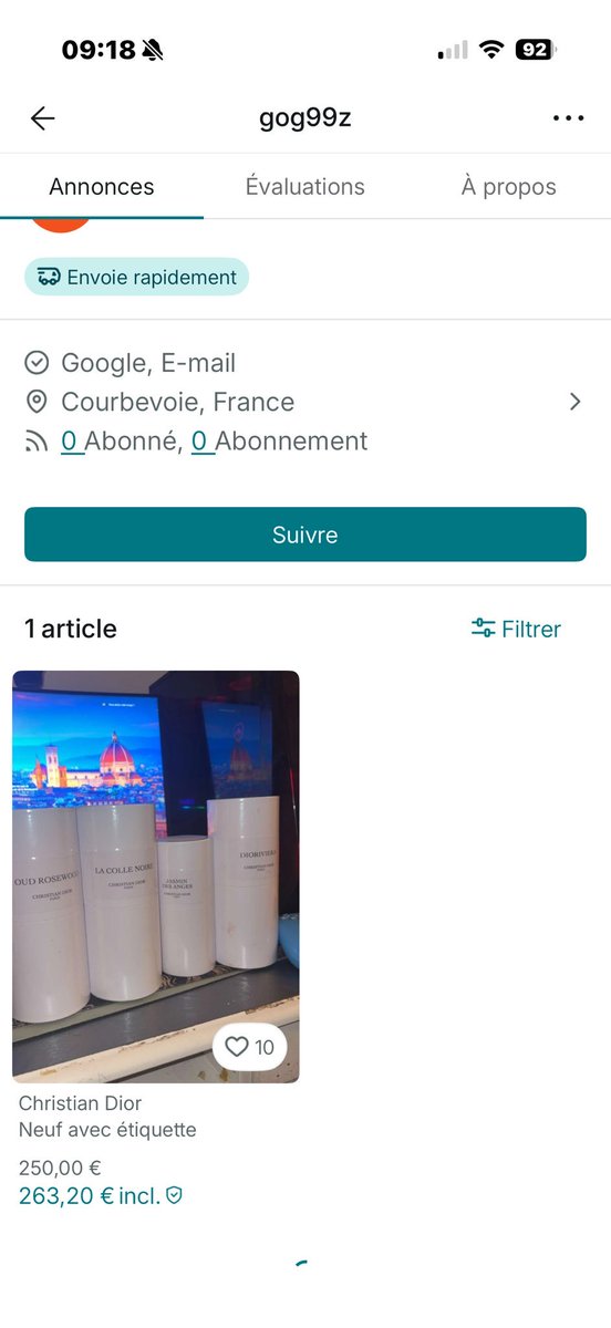 LBleuBlancRouge's tweet photo. Bonjour @vinted, merci d’aider les services de police à pouvoir traquer et remonter les pillards qui ont saccagé nos boutiques hier et qui mettent déjà les articles en vente sur votre plateforme. 

#17Octobre https://t.co/p4WLRAv0hz