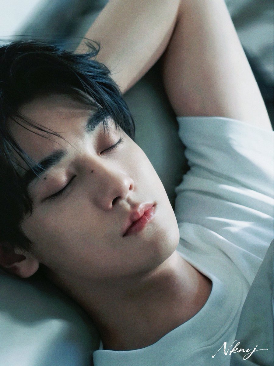 itwillshallpast's tweet photo. EYES NOSE LIPS
#田栩宁 #tianxuning #เถียนสวี่หนิง https://t.co/A5DYps1dAv