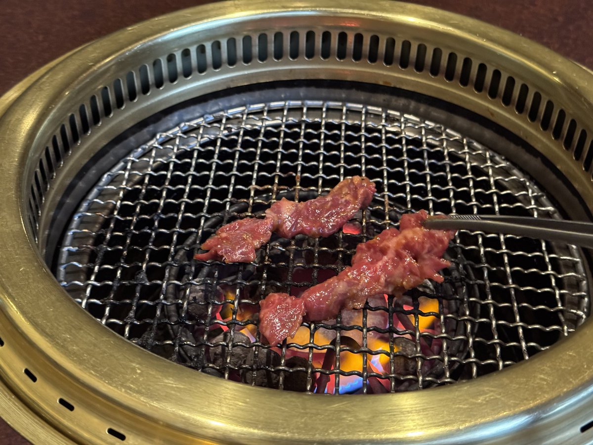 Canned_Dinosaur's tweet photo. 食べ過ぎた。が、幸せ。 https://t.co/c6WqSBpUii