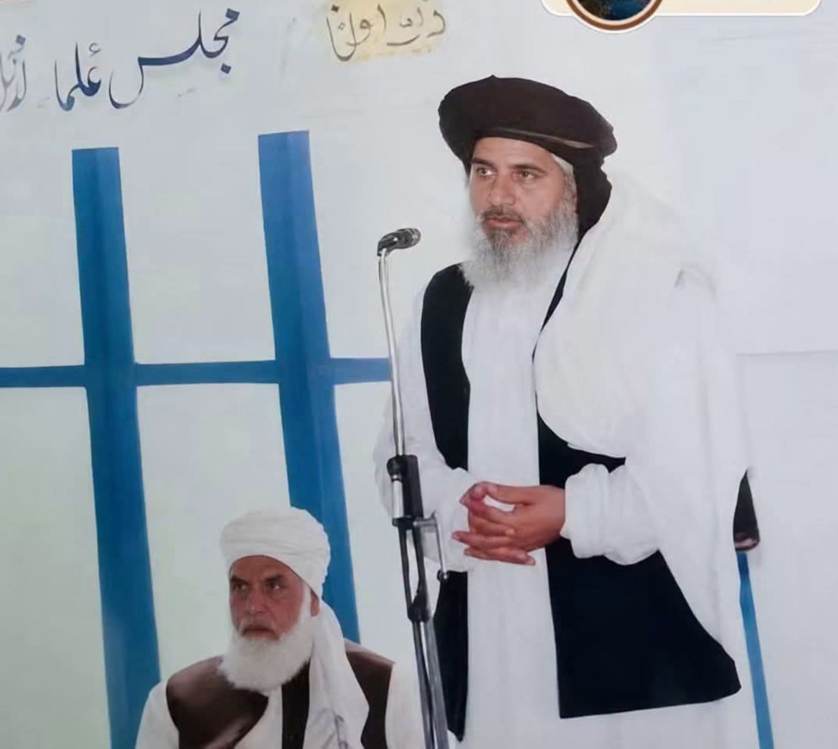 RajaAtiqywdd's tweet photo. بابا جان حق ہیں حق تھے اور حق رہیں گئے 

آپکی زبان مبارک سے نکلنے والا ایک ایک لفظ اللہ رب العزت نے قبول فرمایا 

بابا جان نور اللہ مرقدہ نے دعا فرمائی 

یااللہ فرانس کو تباہ و برباد کردے ۔۔

رب نے قبول فرمایا آج دنیا دیکھ رہی ہے 

فرانس جل رہا ہے 🔥 https://t.co/tgd7wm91lN
