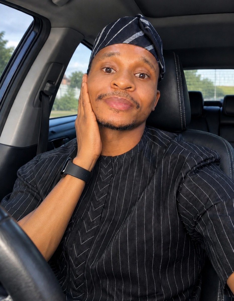 BestofDem_szn's tweet photo. If everyone likes you, you are doing something wrong. 
Happy Sunday ❤️ https://t.co/WZavGfwZMQ