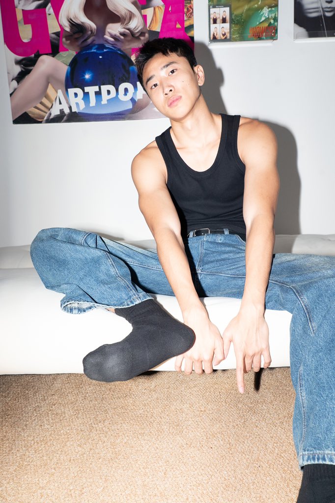 lambyuer's tweet photo. ๆญ้ณ็ณป่่้ป็ฎ็ทๅคง็ๅฑ
ๅฎถๅคๅคๅ็ไฝ้ช
#youngman #casualstyle #malephotography #fitboy #leanmuscle #menstyle https://t.co/w58zTIAfQY