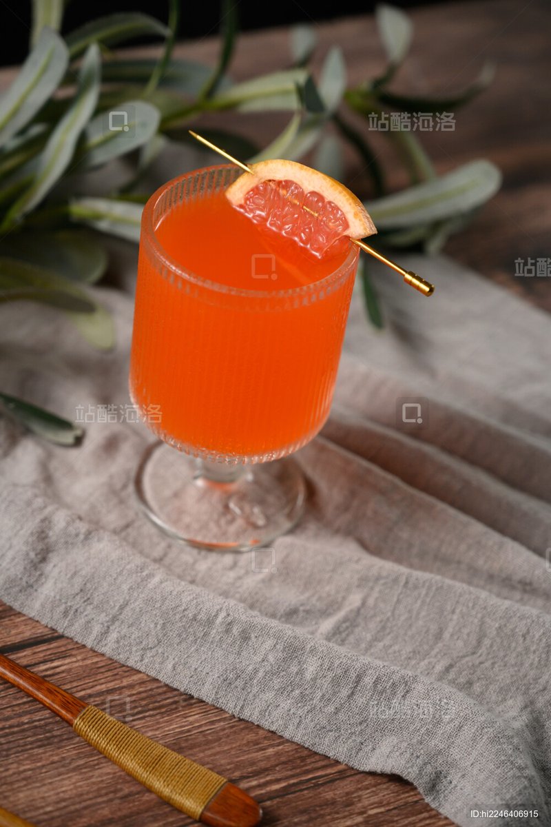 qPTW57MUZIKXu5i's tweet photo. [夏の昼下がり、新緑の窓辺で、爽やかなグレープフルーツジュースを飲む。心まですっきりする] https://t.co/vhkzMf0hYF