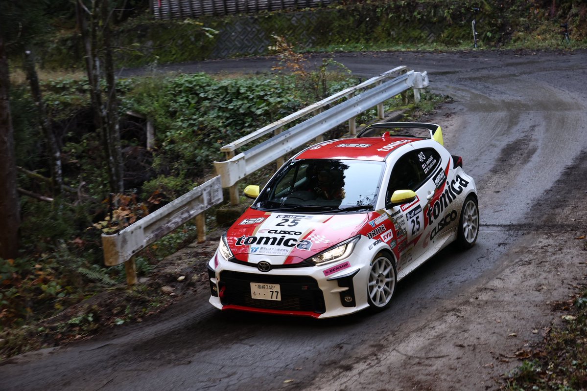 DRIqyq222's tweet photo. M.C.S.C.
ラリーハイランドマスターズ 2026

無事に2日間を走り切りました！
悔しい結果ですが、セッティングやドライビングにおいて気づきの多い実りあるラリーでした💪

今回もたくさんの応援、本当にありがとうございました！
いつも力になっています‼️

次戦は、いよいよ最終戦。
CUSCO Racingの地元、群馬！
モントレーがすぐに控えています。
出来ること全てをして、今シーズンの締めくくりとして最高の結果を残せるように頑張ります！

#MORIZOChallengeCup #MCC #CUSCORacing #tomica #ハイランド #岐阜