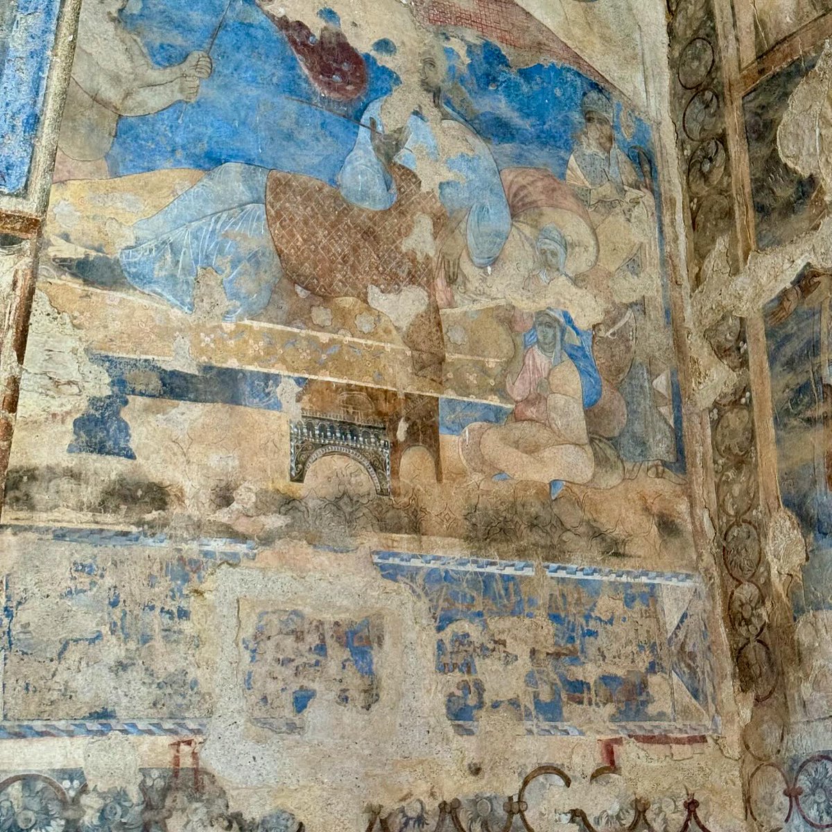 VisitJordan's tweet photo. A beautifully preserved glimpse into Umayyad history. The UNESCO World Heritage site of Quseir Amra! 

📸 emmystammler

#KingdomOfTime #VisitJordan #ShareYourJordan #Jordan https://t.co/MSuljR6Bis
