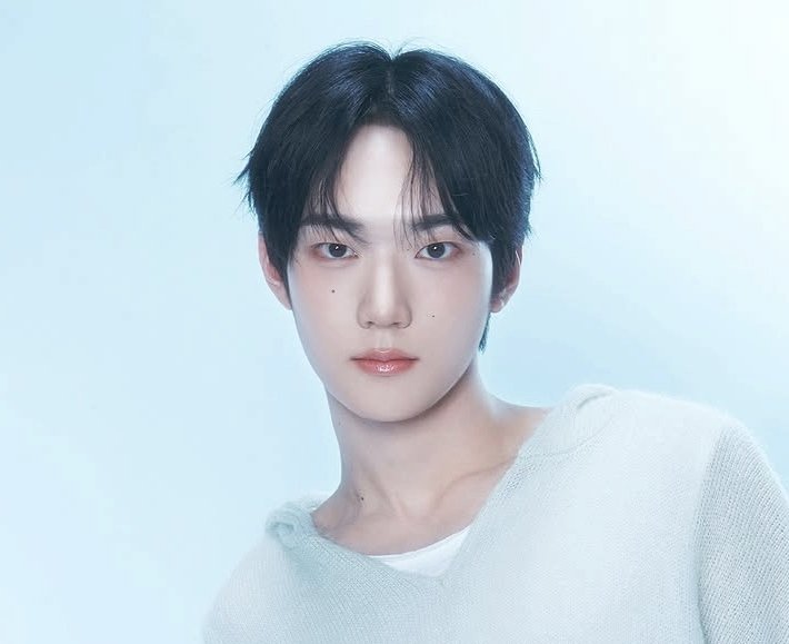 99b1rd's tweet photo. #구도형
도형이 덮머하면 이쁠거같지않어?
데뷔하고 덮머도 보여주면 되겠네 https://t.co/8UyLYMg7eB