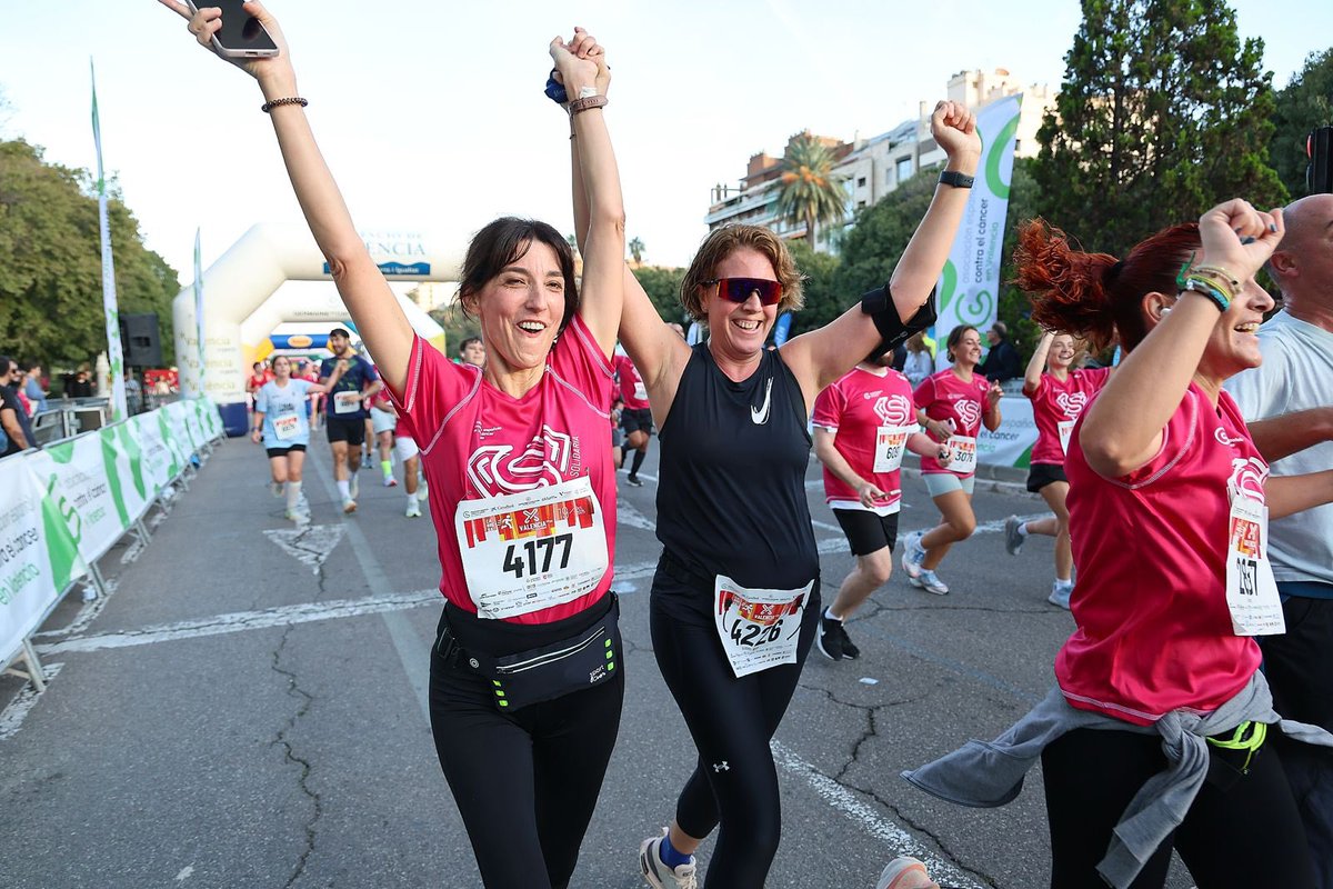 RunCancerVal's tweet photo. 💚 𝗩𝗮𝗹𝗲𝗻𝗰𝗶𝗮 𝗰𝗼𝗻𝘁𝗿𝗮 𝗲𝗹 𝗖𝗮́𝗻𝗰𝗲𝗿 💚

Este domingo 18 de octubre tocaba estar juntos para sumar por la investigación en cáncer 🙏🏻

No ha podido ser, pero lo haremos pronto… Y con más fuerza e ilusión si cabe 💚 

ℹ️ 📲 https://t.co/ulMl2cUM5a

#YoSoyLaCura🫰🏻 https://t.co/mUdekmxERp