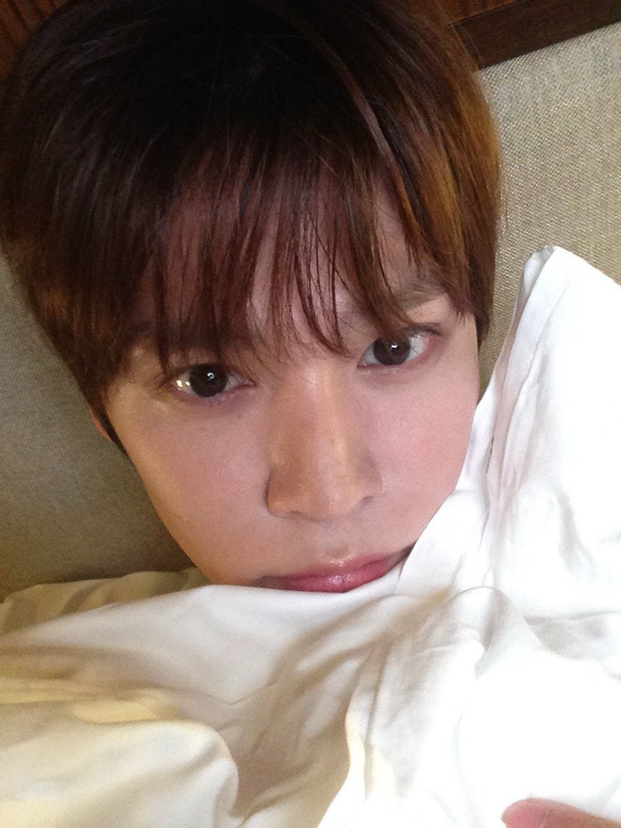 pab0saba's tweet photo. กลางคืนมันเหงาจนเช้าก็ยังไม่นอน 
จะรอเธอมาอ้อนคืนนี้ให้นอนด้วยกัน https://t.co/SU9ZMWCbZn