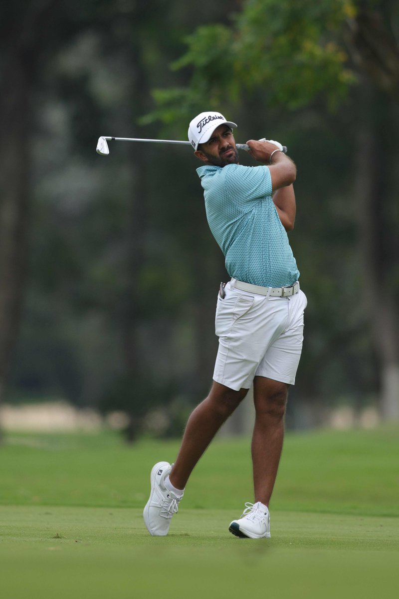 TheJoyofGolf's tweet photo. Here is how @SaptakTalwar can be denied the @pgtofindia  Order of Merit title...

Only Om Prakash Chouhan can do that. Saptak leads by INR4575483 ($48,159). With 25% of the purse counting towards the OoM, Chouhan must make more than $192,636 to go past, or a tied fourth place. https://t.co/pWAdLBma0M