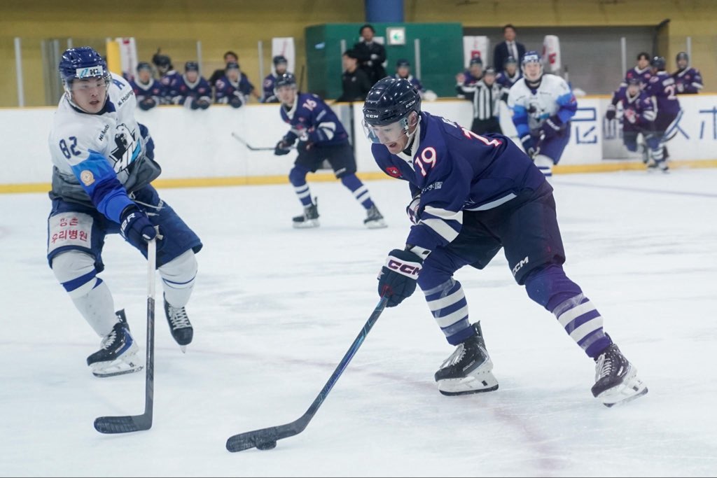 STARSKOBE's tweet photo. 試合終了: STARS 0-5 ANYANG

1P: 0-2
2P: 0-1
3P: 0-2

2026.10.18（日）
🕓 13:00 FACE OFF
🆚 HLアニャン
📍尼崎スポーツの森

2026-27 アジアリーグアイスホッケー https://t.co/lgmLihVrkp