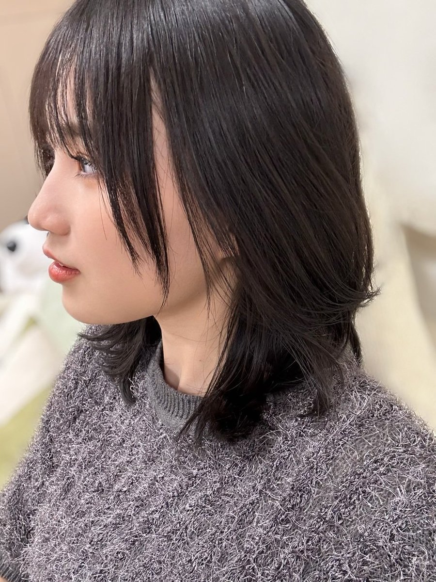 Kaachan0727's tweet photo. ミーグリのレポ見る趣味ないけど、流れて来たのが目に入ったので。的野美青ちゃん髪伸ばす意志は変わってないらしく、ミディアム目指してるのも変わってないみたい。ショートで前髪センター分けが世界一好きだけど、これくらいの髪型は好きなので楽しみではあります https://t.co/CJ1k3FLq1S