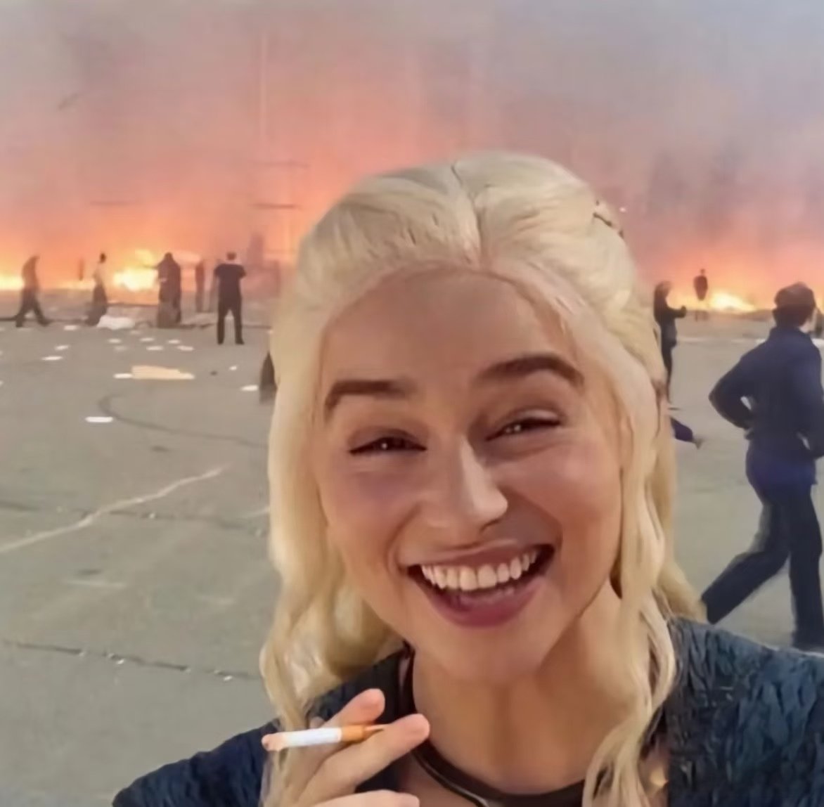 hakvi23749468's tweet photo. @BestOfMeow Dracarys！ https://t.co/pvUSrHBae7