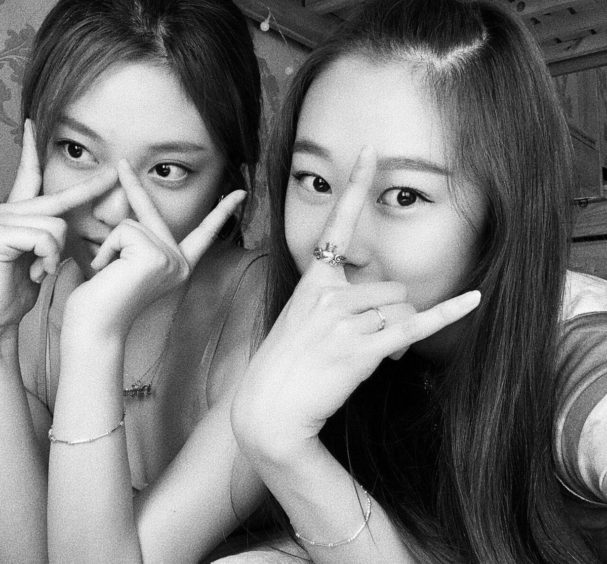 paraglideee's tweet photo. ningselle predebut dates https://t.co/lu5gCduJgK