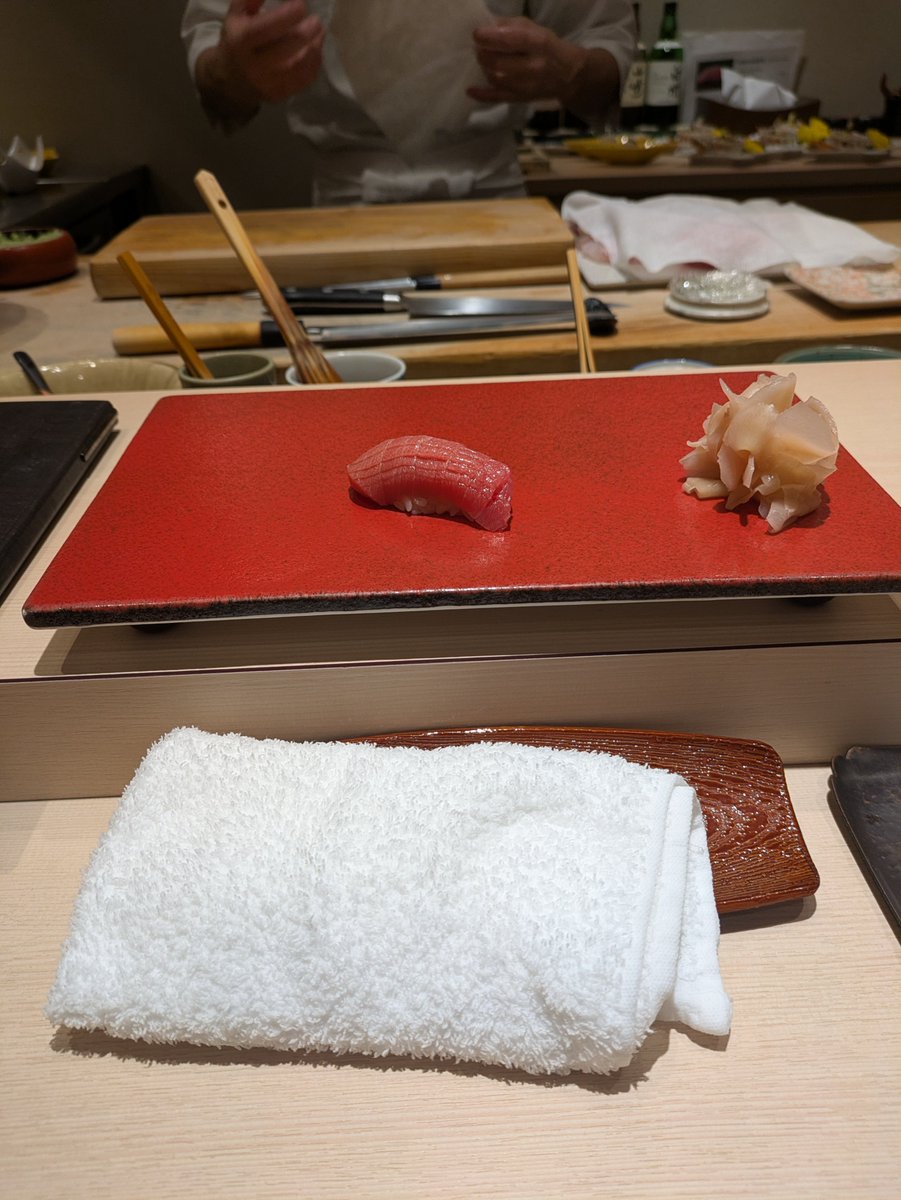 0oen88's tweet photo. 寿司ウマ https://t.co/N2l4ugm57k