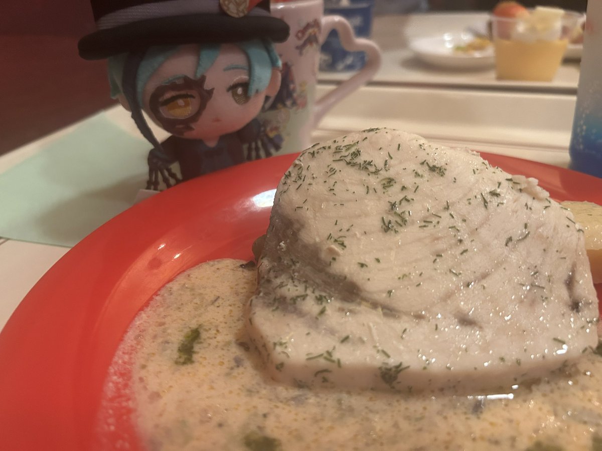 Natsuaaa01's tweet photo. 🦈くんと休憩❤️ https://t.co/qrBH32fsil