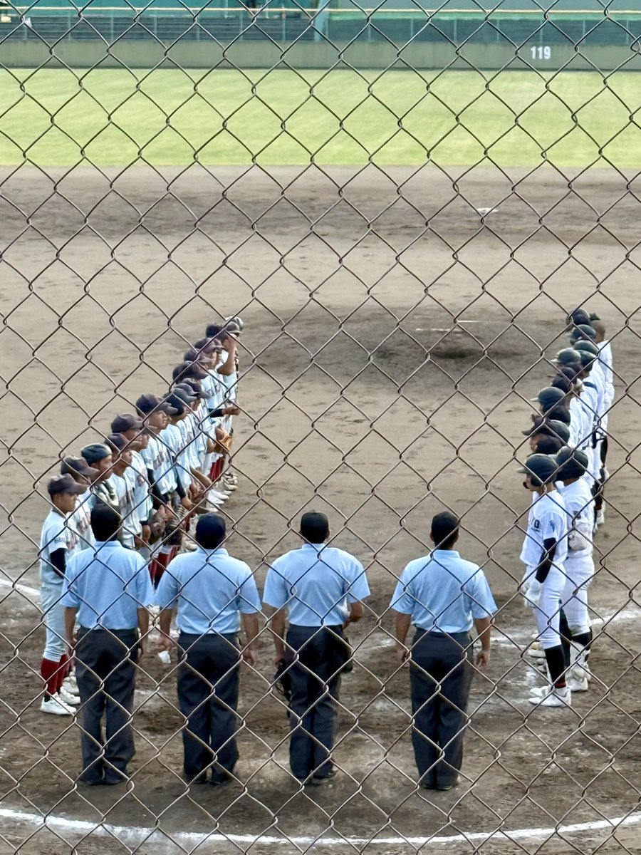 ninnin3101's tweet photo. 第79回秋季東海地区高等学校野球大会
第2日目 2回戦 （津）
試合終了
近大高専③ 4-3 中京①

やりました！近大高専！
伊賀地区初、高専初、近所初！
の甲子園にググッーと近づきました！

三重高ショックが少しだけ和らいだかな…
#第79回秋季東海地区高等学校野球大会 https://t.co/uvEiXX8575