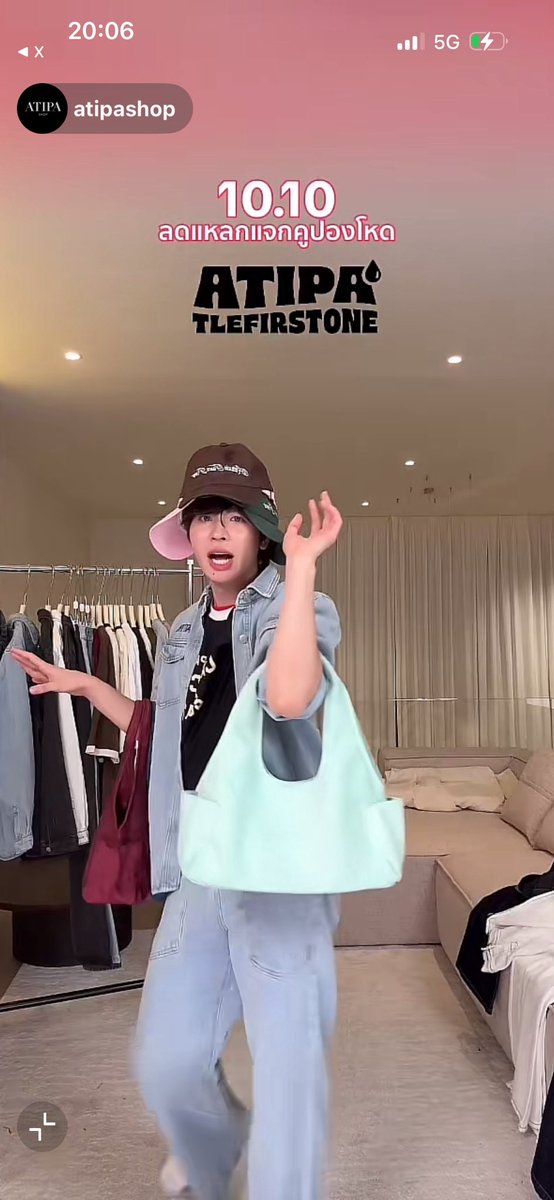 TwoKtoN's tweet photo. 💚: หนูอยากได้อะไรหนูเลือกเลยค่ะ     

🩷: ไอว้อนดิสวัน ดิสวัน ดิสวันนนนน

#TLE_mtm #Firstone 
#TleFirstone #เติ้ลเฟิร์สวัน https://t.co/ZR9F8f1OXL