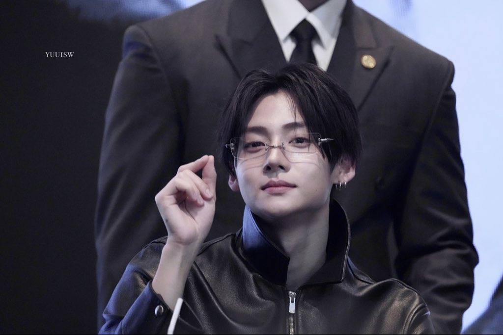yuu1sw's tweet photo. 261017

#이상원 #상원  #SANGWON 
#알파드라이브원 #ALPHADRIVEONE #ALD1 https://t.co/Jn4RK8MtPN