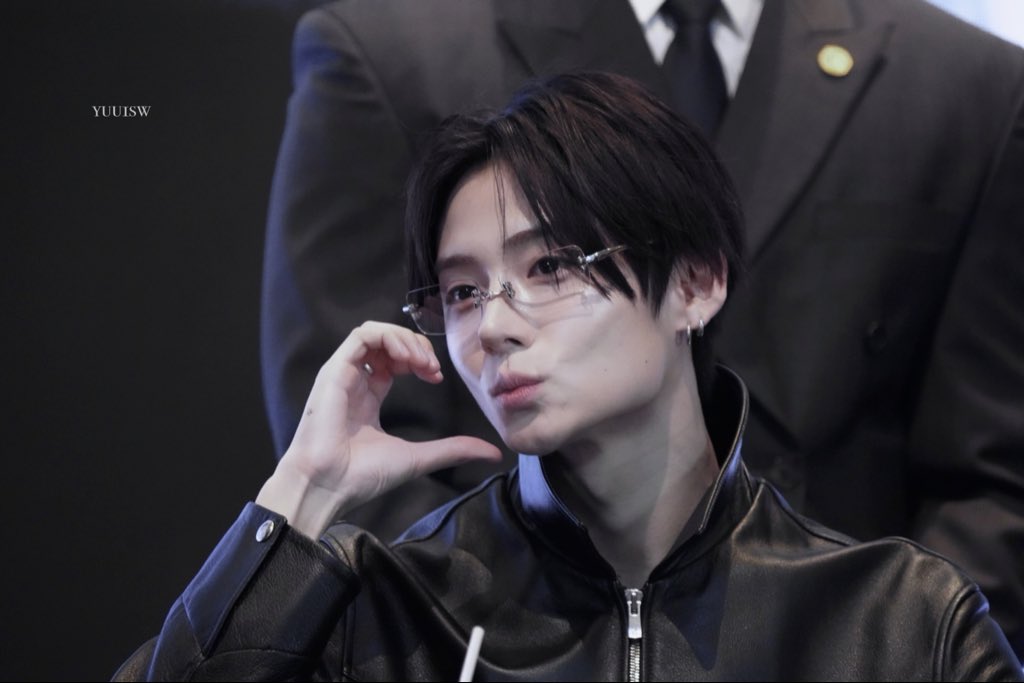 yuu1sw's tweet photo. 261017

#이상원 #상원  #SANGWON 
#알파드라이브원 #ALPHADRIVEONE #ALD1 https://t.co/Jn4RK8MtPN
