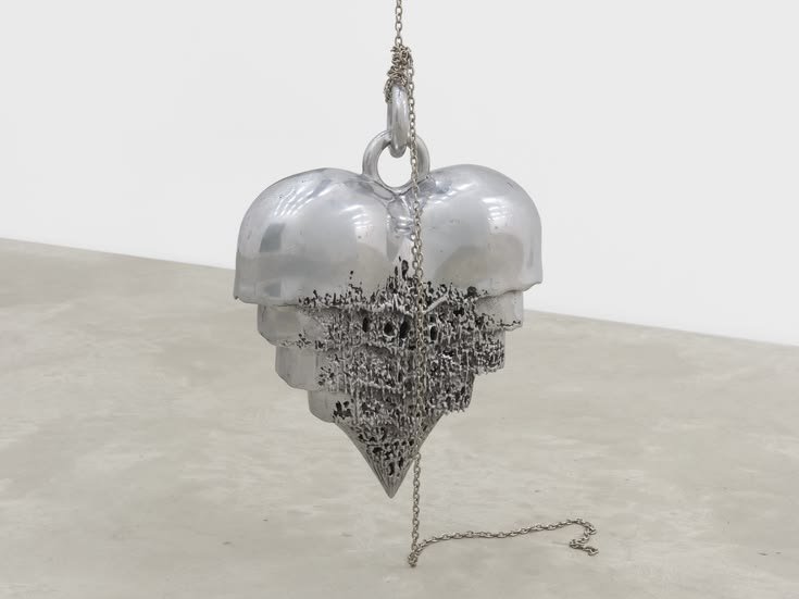 wikigim's tweet photo. 내 심장의 색깔은 Silver… https://t.co/fE4LLt1Ypv