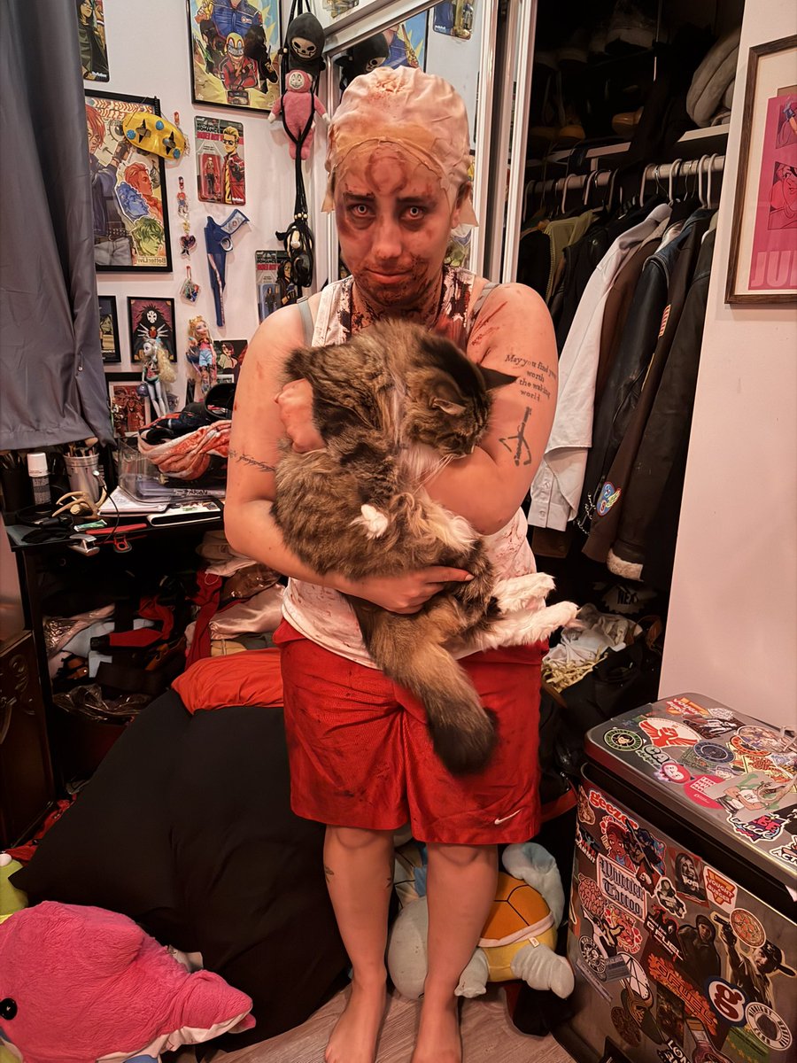 faetrouble's tweet photo. I love gay Halloween wdym I’m the fuck ass little kid from bring her back https://t.co/XrC0tgqgbd