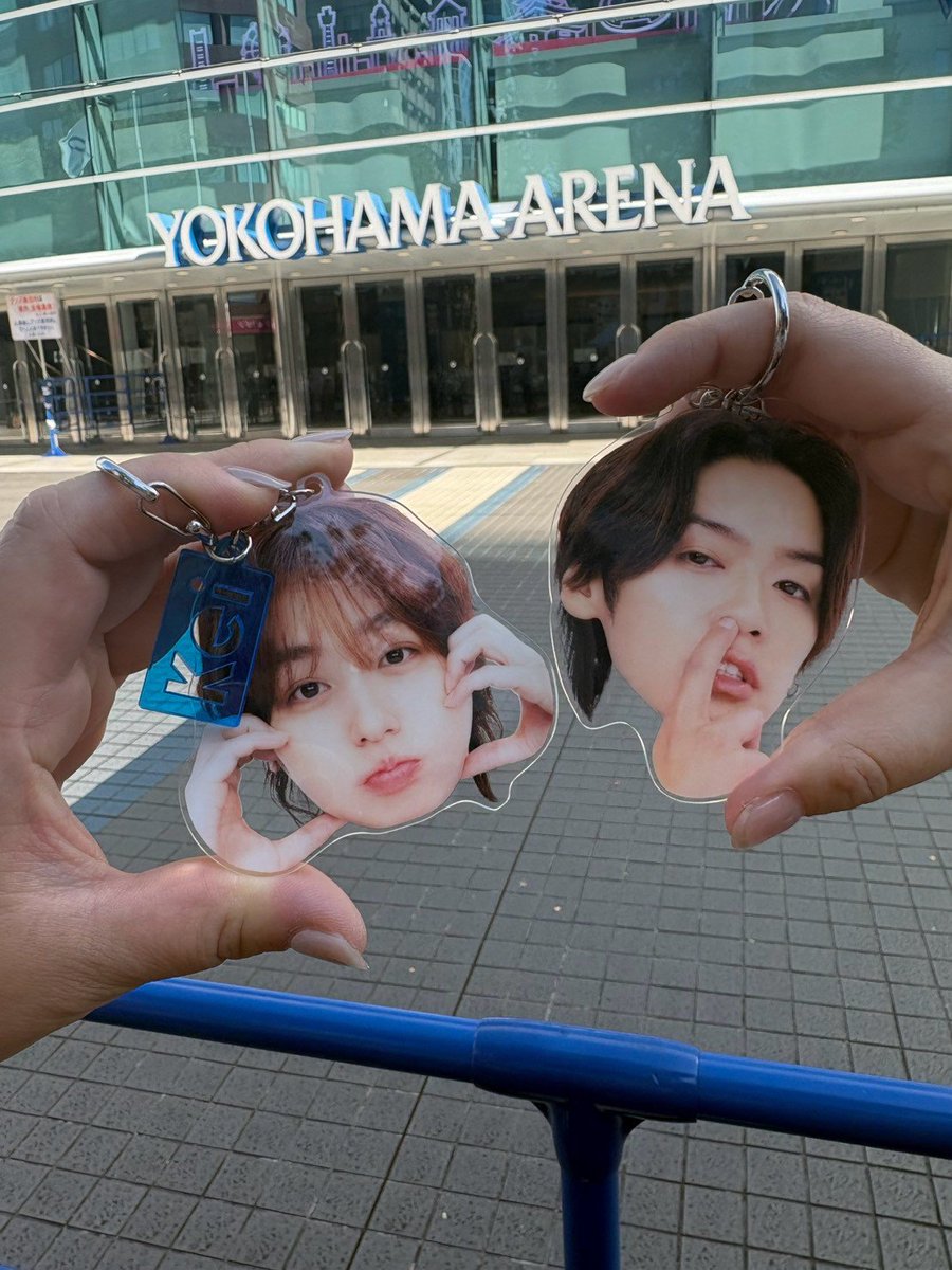 erikangaroo921's tweet photo. JUMPdate！

楽しかったー💜
アリトロ雄也停止位置ひいた自名義を褒めたい!!
メンカラ銀テもGET✨

生首アクキー。
なんで鼻に指突っ込んだやつにするかなー🫪
みんな可愛いポーズなのにー。
雄也らしいっちゃー雄也らしいか。

次は年末に💜 https://t.co/79h68mqyCn