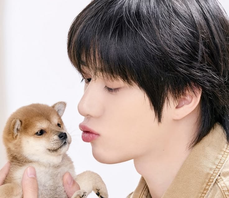 hhyunreverie's tweet photo. beomgyu has the prettiest pretty pretty lips to ever exist https://t.co/Fd9kvktIME