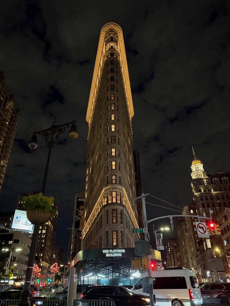 earthviewss1's tweet photo. New York 🇺🇸 https://t.co/ScBhRBbtQG