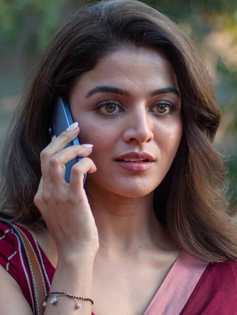 DRAGONg6nf's tweet photo. Mee with my friend wife @DevaAkula935  in call our conversation 
F w:-rey mana ranku gurchi naa Mogudu ku telisidhi 
Me:-avunu aa em annadu 
Fw:-godava cesadu but nenu oppicha vasthavu intiki vaddi mudhu a dengu vachi 
Me:-vastuna ready ie udu lepi lepi degutha vaddi mudhu a https://t.co/vd2Fi3AL1i