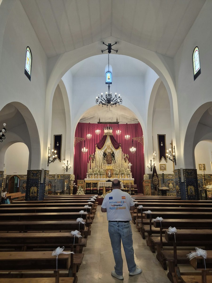 INTURDRON's tweet photo. Este Finde Semana hemos estado captado imágenes increíbles con Nuestros Drones en la Parroquia de San Gonzalo sede de la @HdadSanGonzalo de cara a un Cortometraje que presentaremos en breve. Nos quedan más sorpresas... https://t.co/PgHGBcITLe