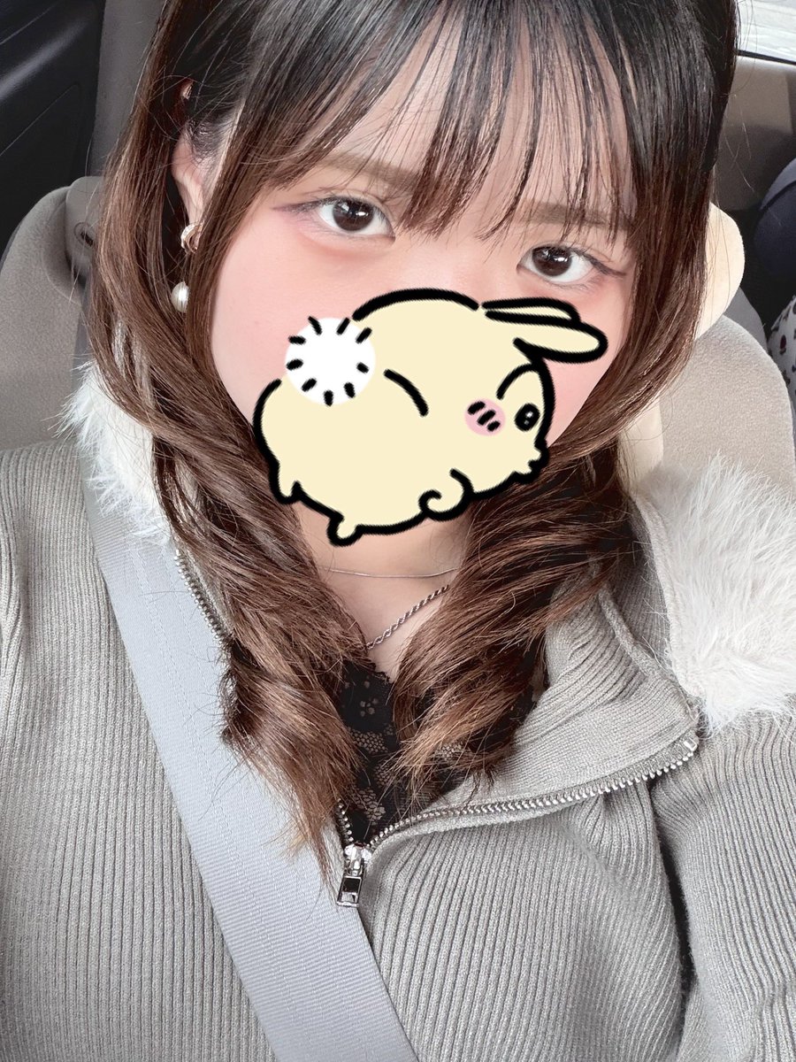 K_annagi's tweet photo. 初めてストレートアイロンで巻き髪したけど結構巻き取れなくて良い https://t.co/qvIuoj761d