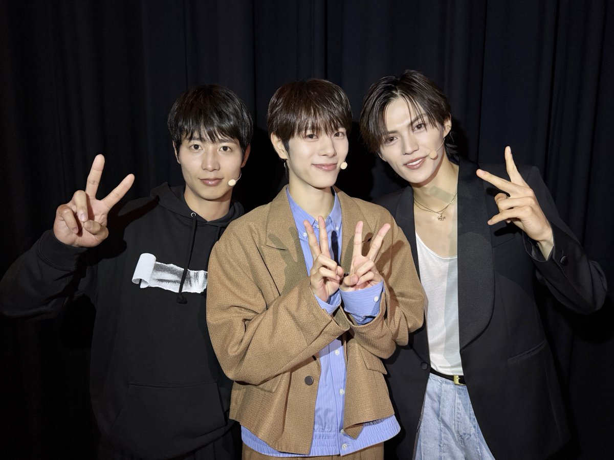 official_DXTEEN's tweet photo. [📸]261018

『#簡秀吉 24th BIRTHDAY EVENT』1部
@kan_hideyoshi

#福田歩汰 が #清水海李 さんと
ゲスト出演させていただきました！ 

ありがとうございました&
お誕生日おめでとうございます☺︎🎉

･･━━･･━━･･━━･･━━･･
『#修学旅行で仲良くないグループに入りました ２』
ABCテレビ(関西ローカル)にて
毎週(土)25:00〜放送中📺
TVer📱https://t.co/GKHGs9QGPC
主題歌'相思想愛'🎧https://t.co/EorQP7ABSF

@kairi_shimizu
#DXTEEN #DXTEEN_相思想愛