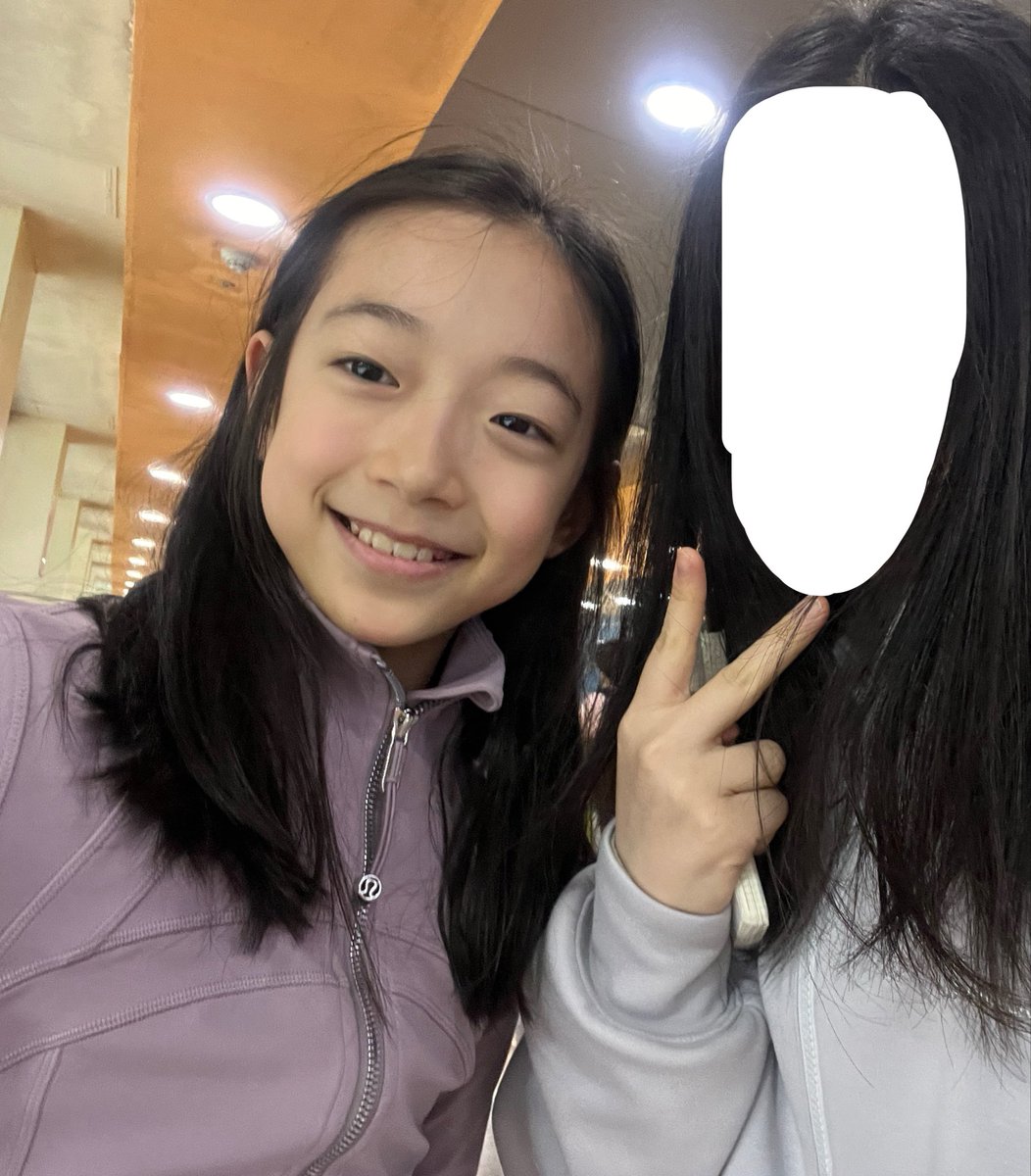 anav_108's tweet photo. 인형은배경때문에누끼 😆
저때 엄청 싸인이작아서 귀여웟던기억이 ㅎㅎ https://t.co/q75Cr1HWHb