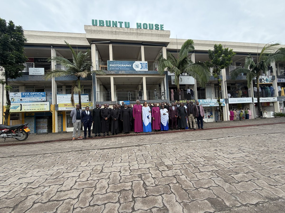 anglicanchurchR's tweet photo. On the last leg of the Farewell Pastoral visit, a journey that has taken him in 12 dioceses, The Most Rev Dr Laurent Mbanda made an impactful visit to the diocese of Kivu. He was well received by the Bishop and other senior church officials https://t.co/LyHuvDKZDt