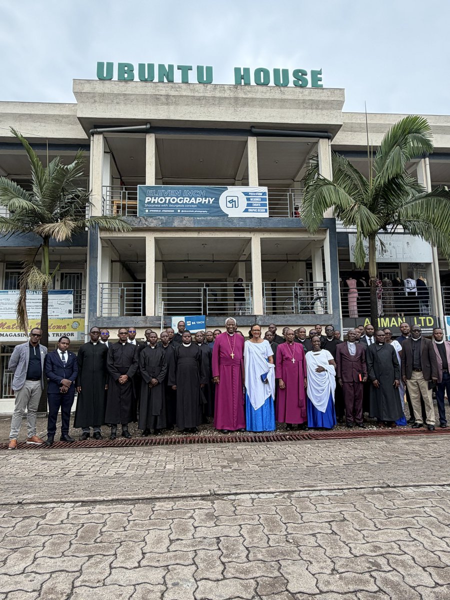 anglicanchurchR's tweet photo. On the last leg of the Farewell Pastoral visit, a journey that has taken him in 12 dioceses, The Most Rev Dr Laurent Mbanda made an impactful visit to the diocese of Kivu. He was well received by the Bishop and other senior church officials https://t.co/LyHuvDKZDt