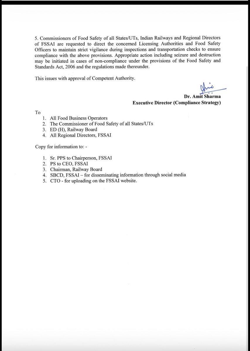 fssaiindia's tweet photo. FSSAI issues an advisory on handling, storage, and transportation of perishable foods like khoas, paneer, meat, and fish under controlled temperature conditions throughout the supply chain.  
FBOs must ensure strict adherence to hygiene and temperature standards 
#FSSAIAdvisory https://t.co/U4XZc09Xf4