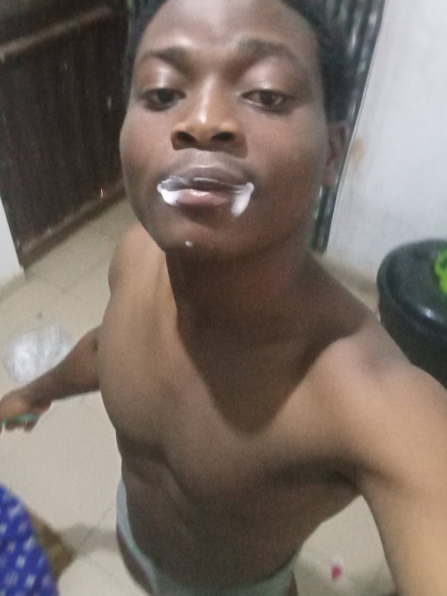 WChampion89813's tweet photo. Brushing my teeth first thing every morning after waking up >>>>

Personal hygiene is a must, guys. Take care of yourself. 🪥 https://t.co/j1EOBoehHQ
