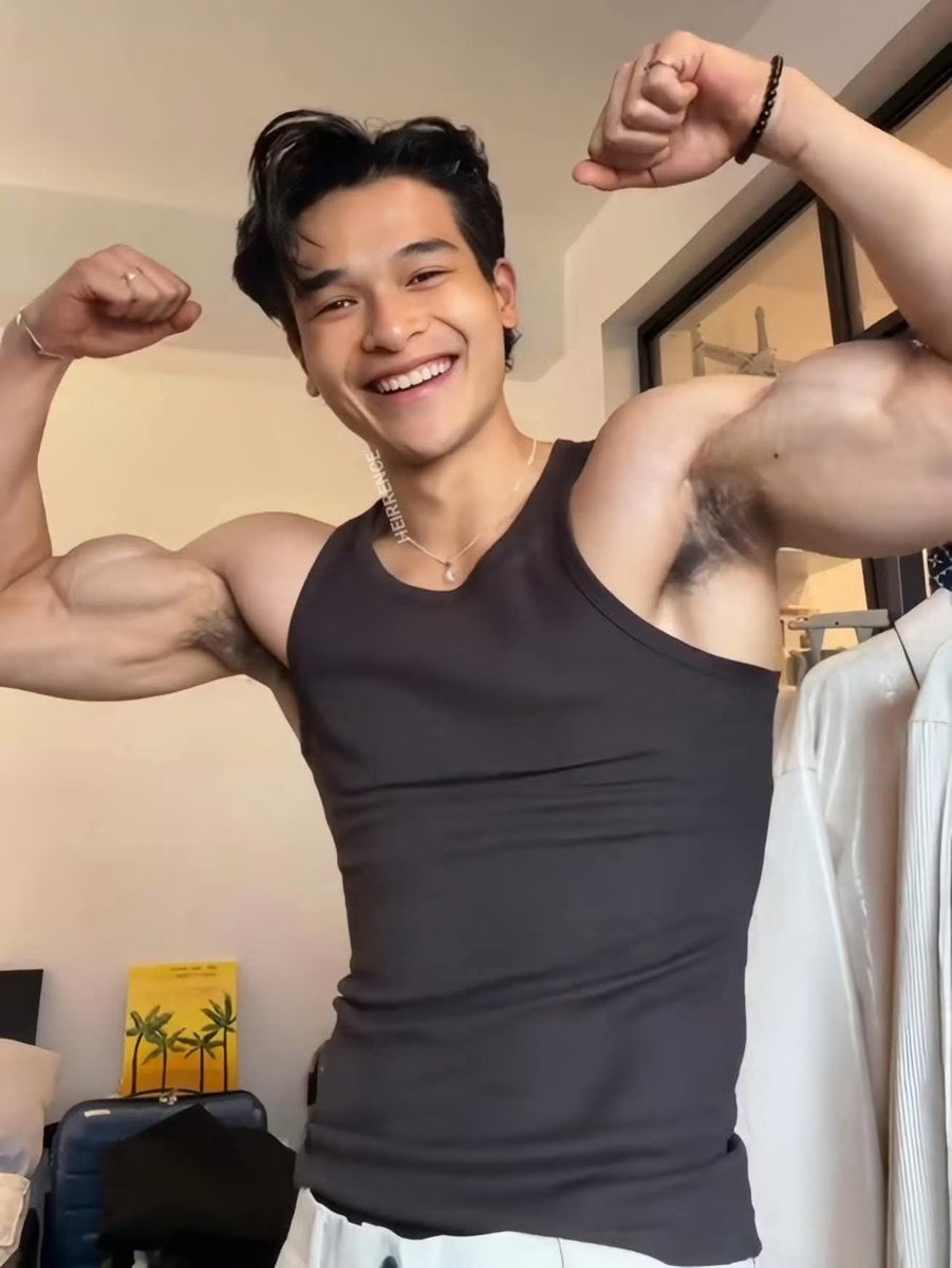 itsamivibesbfhy's tweet photo. BRENT            OR            VINCE? 🔥 https://t.co/1twbo9xdF0