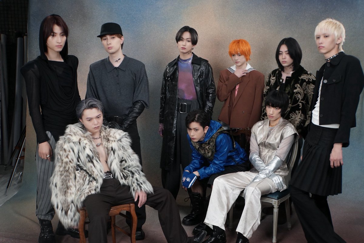 Supdra_staff's tweet photo. ／ 
SUPER★DRAGON 
Major 2nd Album「STAR」 
AREA SD限定盤 予約受付は本日23:59まで！⏰💫 
＼  

楽的推しポイントは...？
「インテリアとしても可愛いし！特典ではここでしかみられないメンバーの顔が見られます！」

🗓️〜10月18日(日)23:59 

▼詳細はこちら 
https://t.co/ixMSHxxpZ9 

#AREA_SD 
#SD_STAR 
#スパドラ #SUPERDRAGON