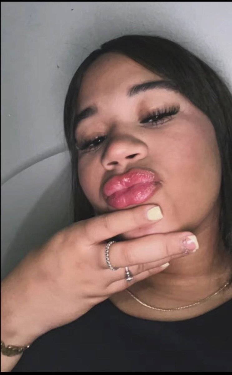kjzmd6's tweet photo. Tribute that fat bitch 5’2 latina 18yo🇵🇷 #latina #chubby #trib #tribute #cocktribute #cumtribute #jerk #tributo #gordibuena #putita #gordita #bbw #hs #candid #snapchatt #zorrita #expuesta https://t.co/cOLW3W6pOA