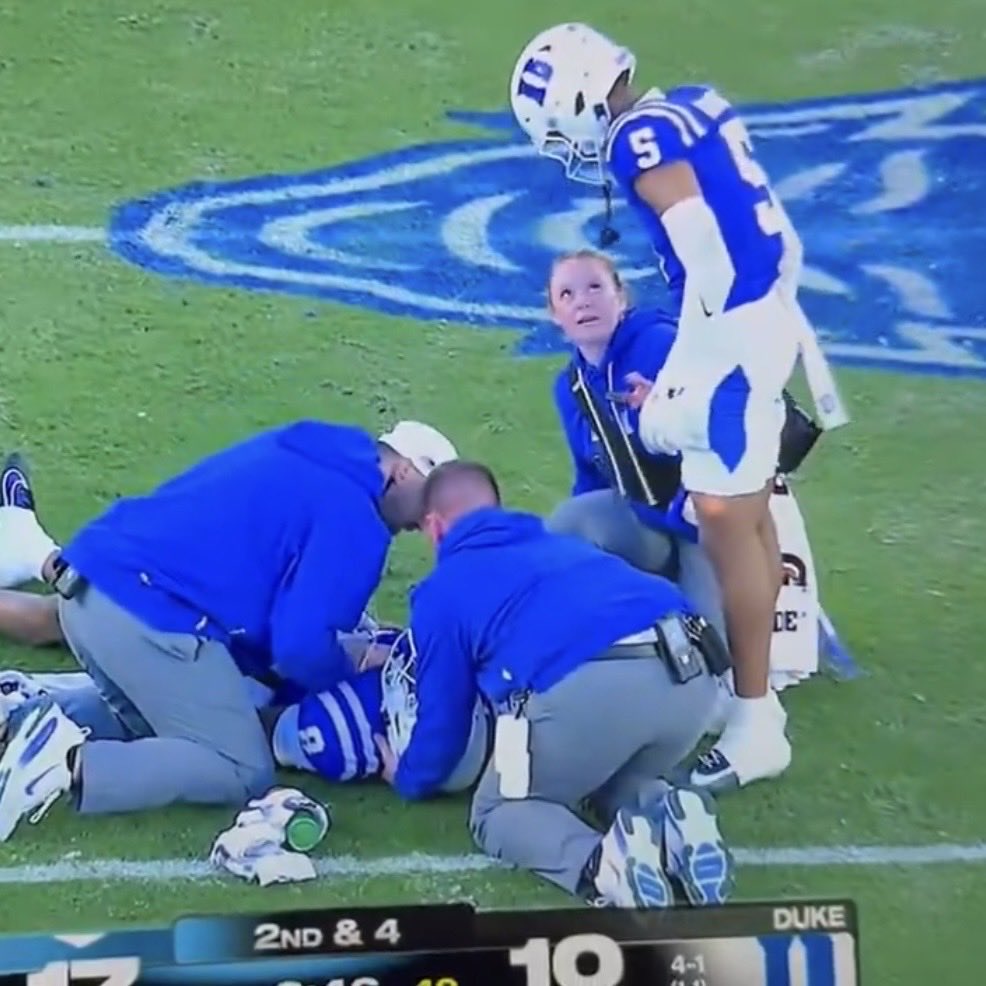 shesbonky's tweet photo. We're not talking enough about THIS moment from the #Duke football game immediately after he struck her

She is AFRAID of him after the first hit and is now watching his face and keeping her arm up to attempt to protect herself from another blow from Kimari Robinson https://t.co/vg0Srx9daQ