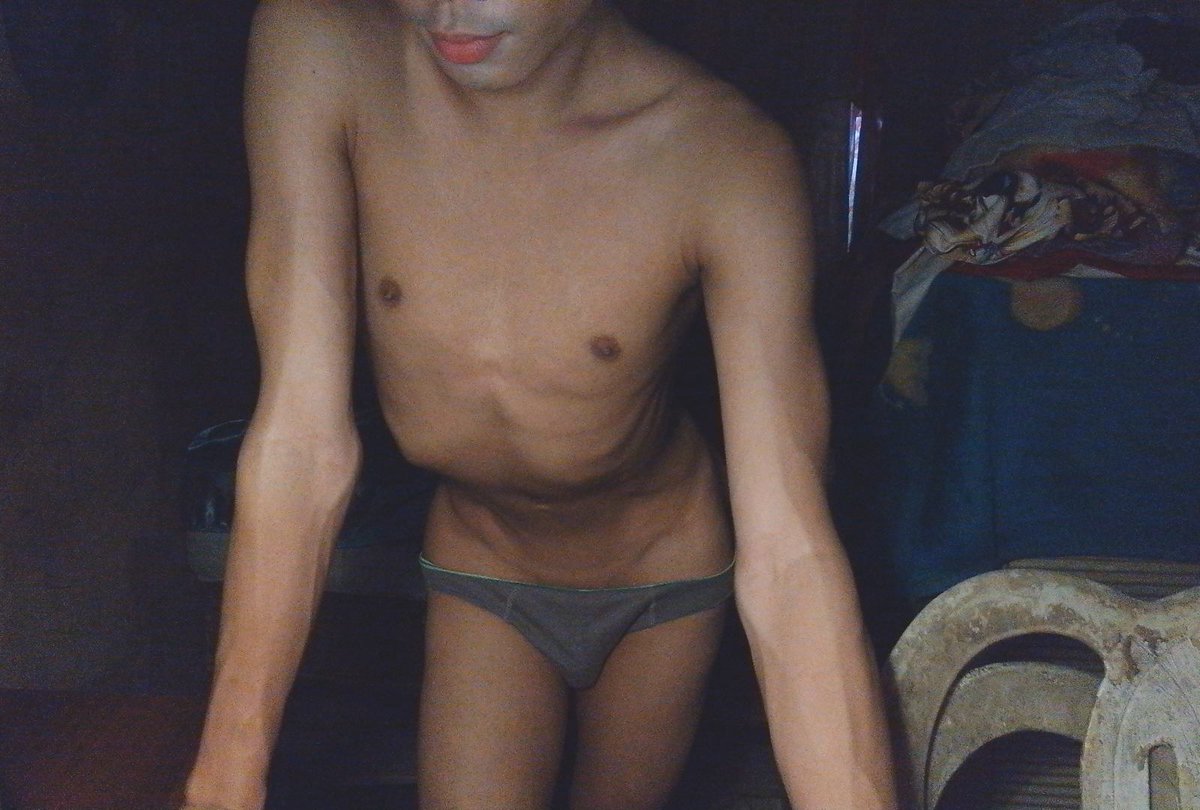 BarelyLean1's tweet photo. A 20-year old strong Asian femboy.

DMs are open.

#femboys #femboy #asian #gay #popular #porn #body https://t.co/mvtcKoFszj