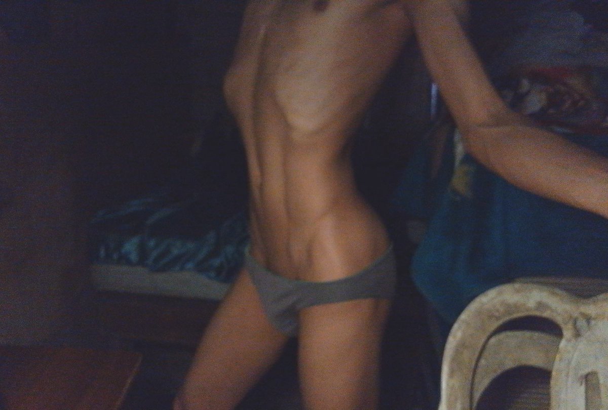 BarelyLean1's tweet photo. A 20-year old strong Asian femboy.

DMs are open.

#femboys #femboy #asian #gay #popular #porn #body https://t.co/mvtcKoFszj