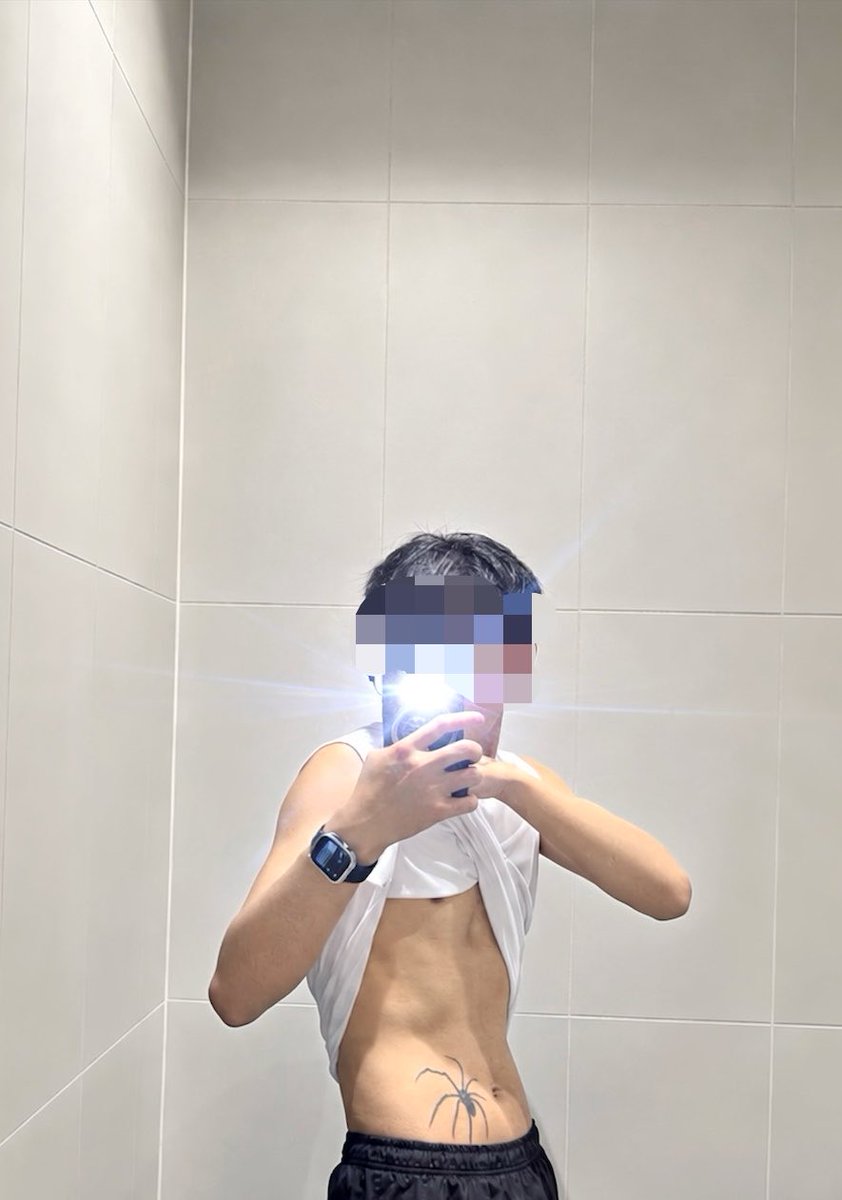 latte_54's tweet photo. อยากมีค่าขนม🥵 https://t.co/035qzYGWGY