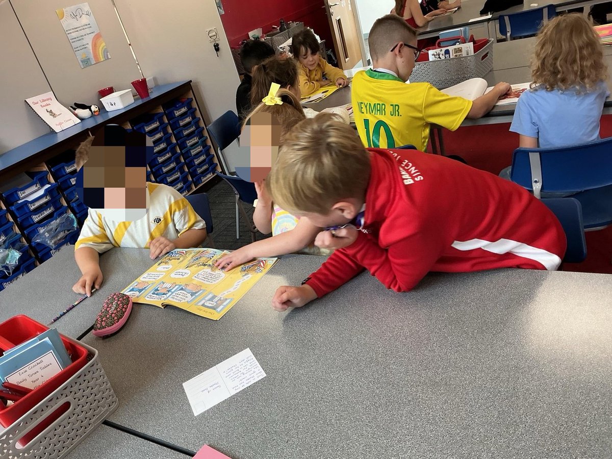 OwstonPPA's tweet photo. Year 4 enjoyed buddy reading with their Year 1 Reading Buddies! 📖💙 

Building confidence, sharing stories and developing a love of reading together. #TeamOwston https://t.co/ld813XSBv4