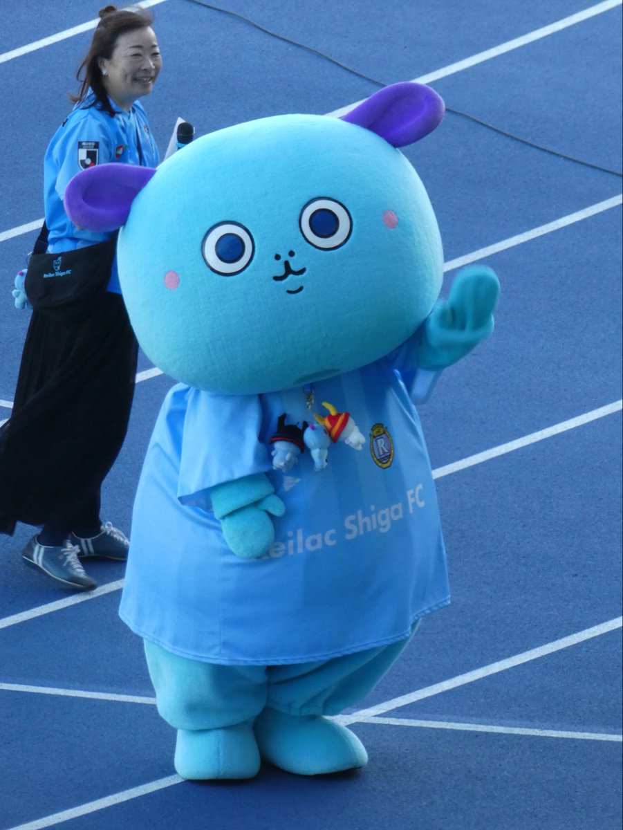 moiyako's tweet photo. 久しぶりのう〜まくん！
子供といっぱいハイタッチしてくれて嬉しい◎

#レイラック滋賀
#う〜まくん https://t.co/vxknWdmPev