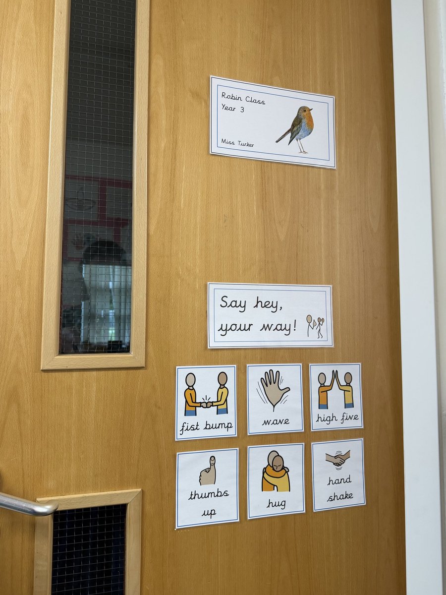 OwstonPPA's tweet photo. Our daily door displays help children check in with their feelings and choose how to say hello! 💛 

From a wave to a fist bump, we celebrate individuality and emotional wellbeing every day ✨ #TeamOwston https://t.co/BkC466t8Ba
