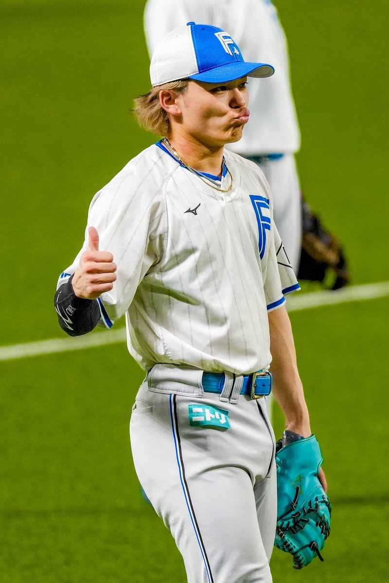 satsukiTWPJ's tweet photo. 😗👍🏻

みずほPayPayドーム福岡(2026/10/15)
#lovefighters  #田宮裕涼 https://t.co/PVaysgINcF